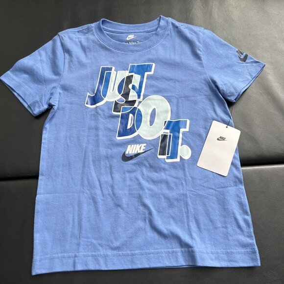 NWT Nike Athletic Set Boys Size 7 - Picture 2 of 3